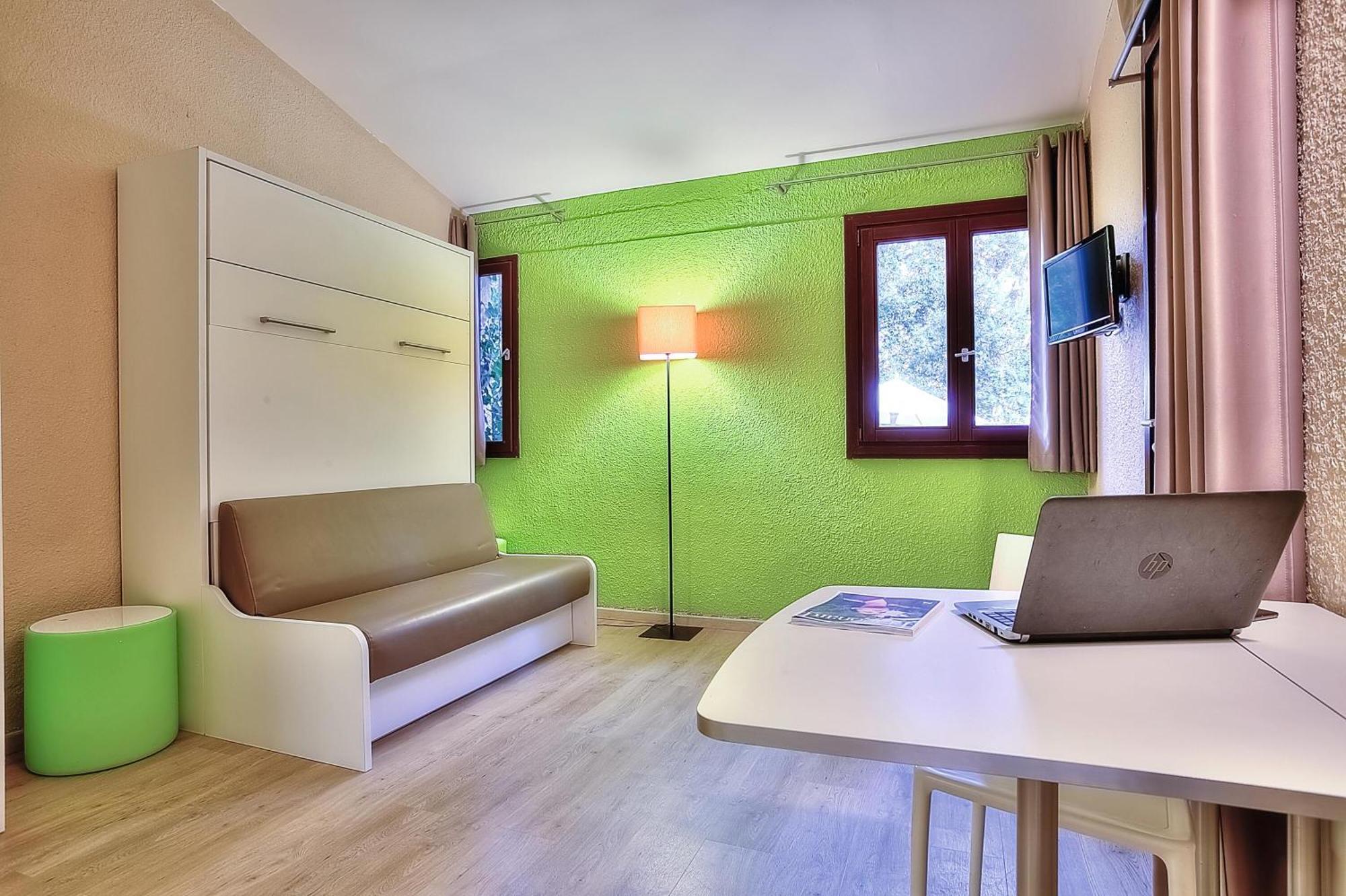 Belambra Clubs La Colle-Sur-Loup - Les Terrasses De Saint-Paul De Vence酒店 客房 照片